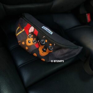 Min Pin Dog Owner Fanny Pack: Custom Minimalism Bum Bag