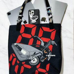 BT2MPS Min Pin in a Delorean Time Machine Shoulder Tote Bag